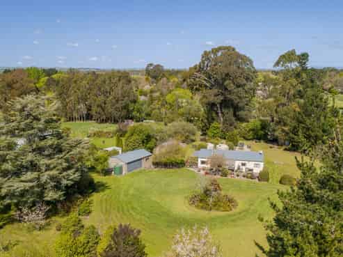 37 Buckland Street, Tikokino