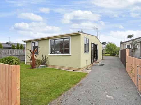 75 Park Terrace, Waikuku Beach