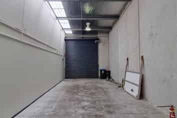 WORK WITH FULL AMENITY ON MARUA ROAD

 
