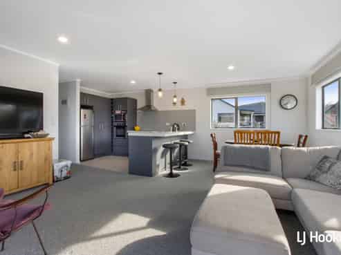 4B Dillon Street, Waihi Beach