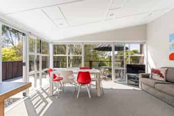 9 Stingray Crescent, Whiritoa