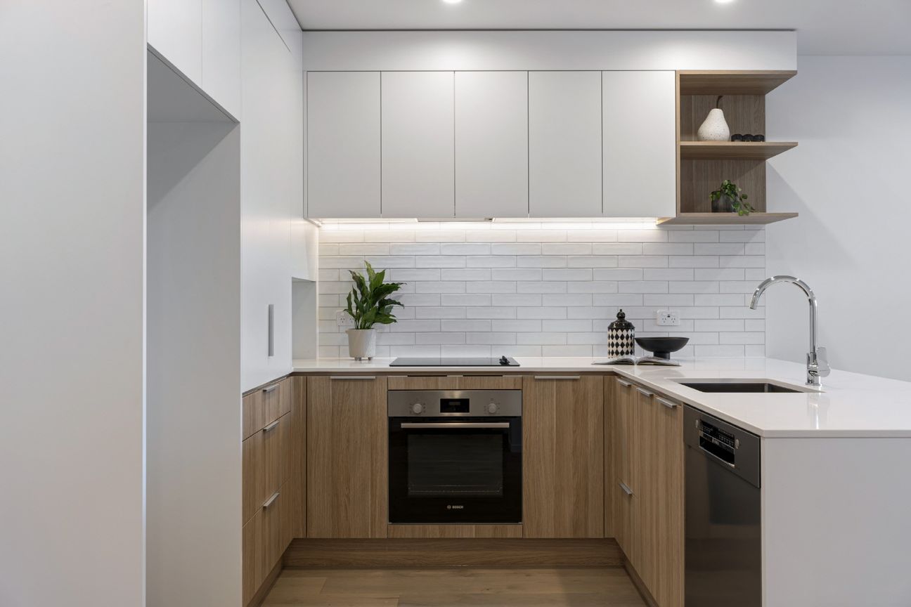 Last G/F corner unit $969,000 with 2 OSP. - Widok 5