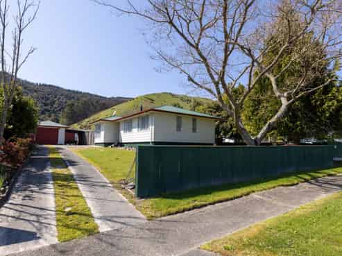 17 Rata Avenue, Tapawera