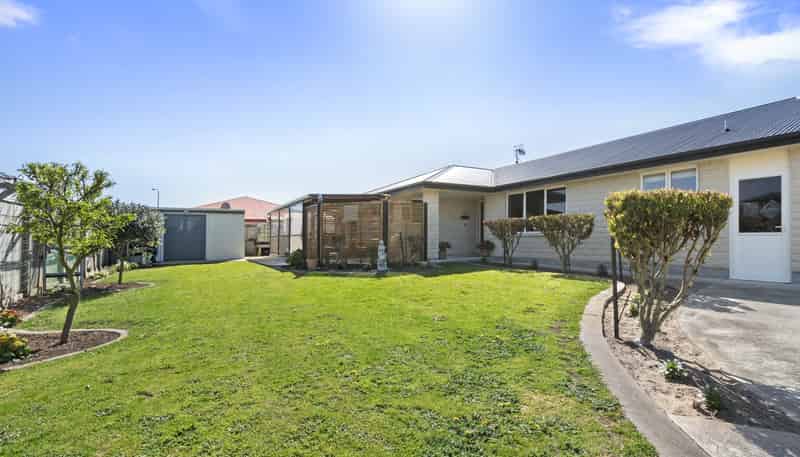 12 Malthus Place, Foxton Beach