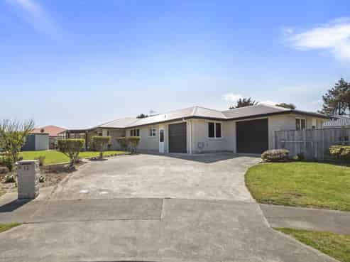 12 Malthus Place, Foxton Beach