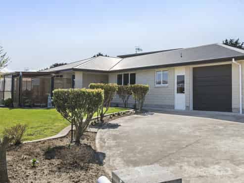 12 Malthus Place, Foxton Beach