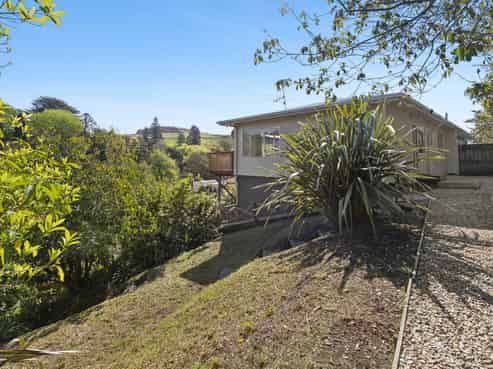 2/39 Bishopdale Avenue, Bishopdale