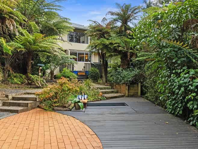 43A Clements Crescent, Queenwood