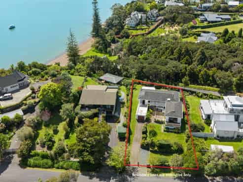 38 Okiato Road, Russell