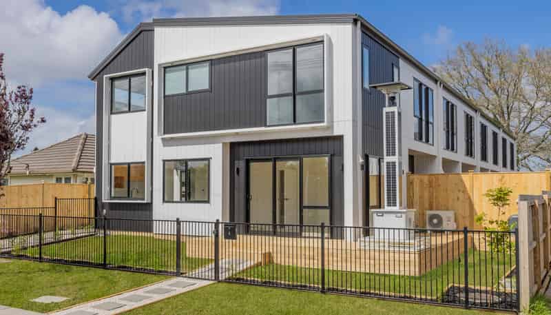 26 Smythe Road, Henderson