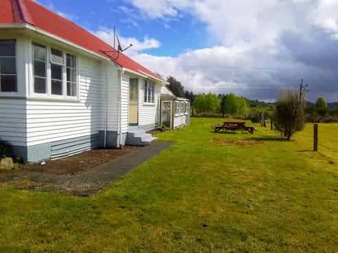 2264 State Highway 4, Owhango