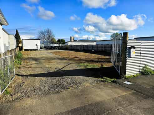30 Burns Street, Dannevirke