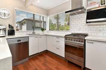 23A Penguin Drive, Murrays Bay