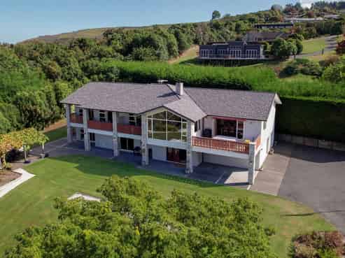 534 Gillespie Place, Acacia Bay