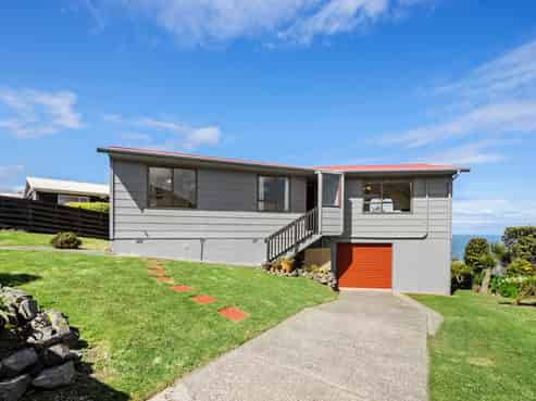 211 Buckley Road, Southgate