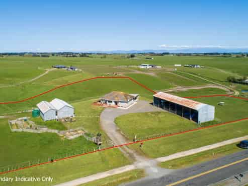 106 Cemetery Road, Sanson