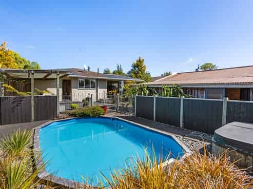 46 Warren Crescent, Hillmorton