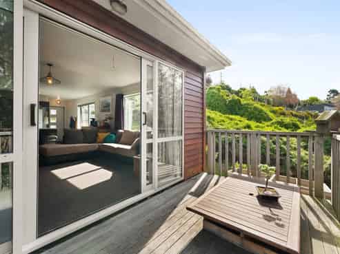 76 Leckhampton Court, The Glen