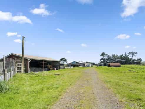 875 State Highway 1, Waitarere