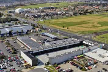 BRAND NEW COMMERCIAL UNIT FOR SALE

