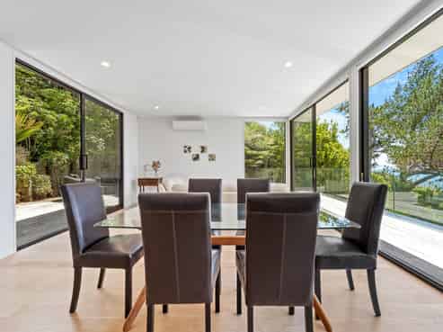 11c Duncansby Road, Stanmore Bay