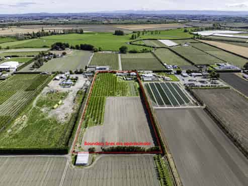 2037 Pakowhai Road, Pakowhai