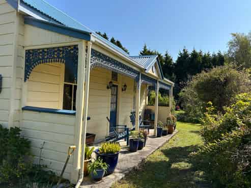 314 Pounawea Road, Owaka