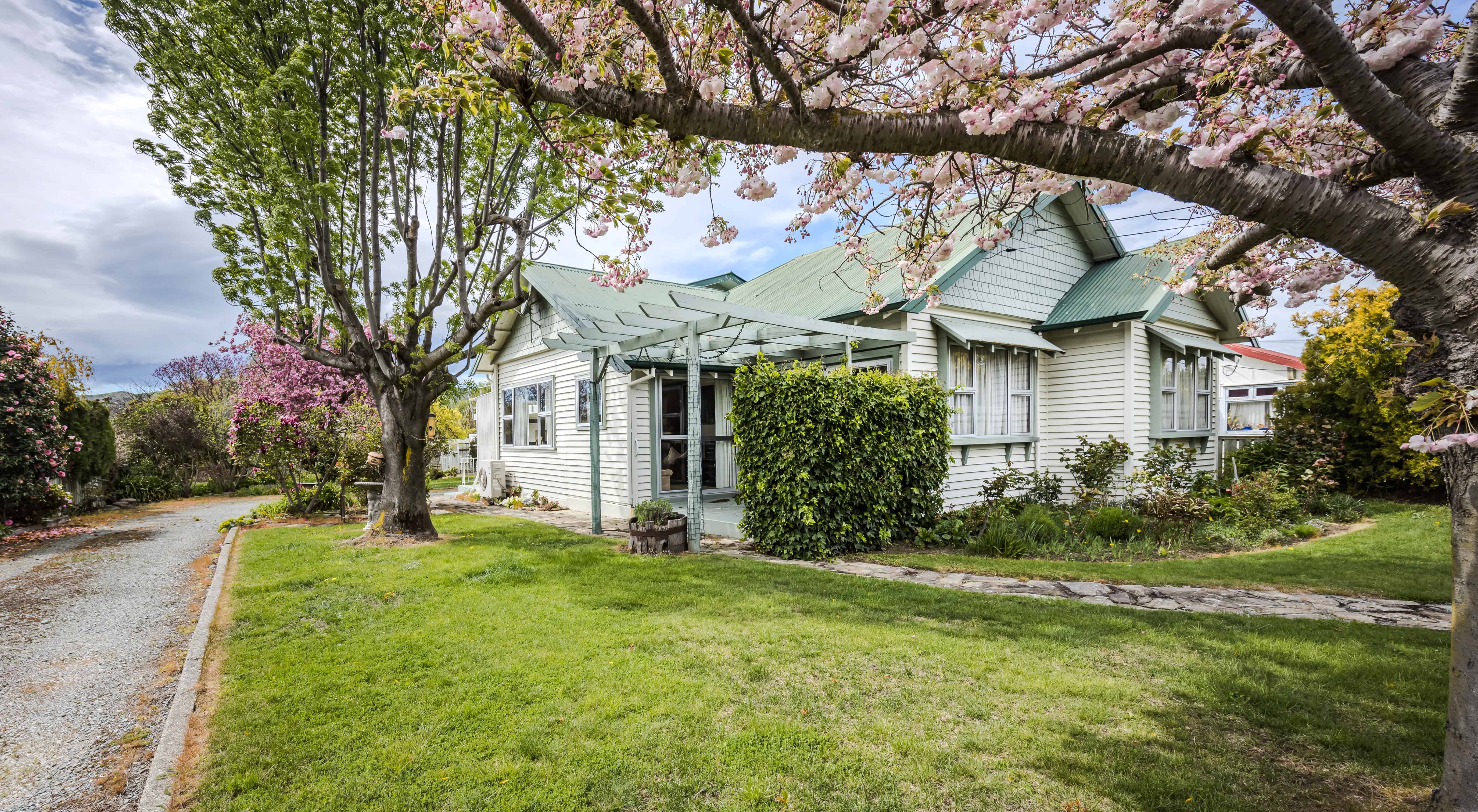 10 Bowen Street, Kurow, Waitaki For Sale realestate.co.nz