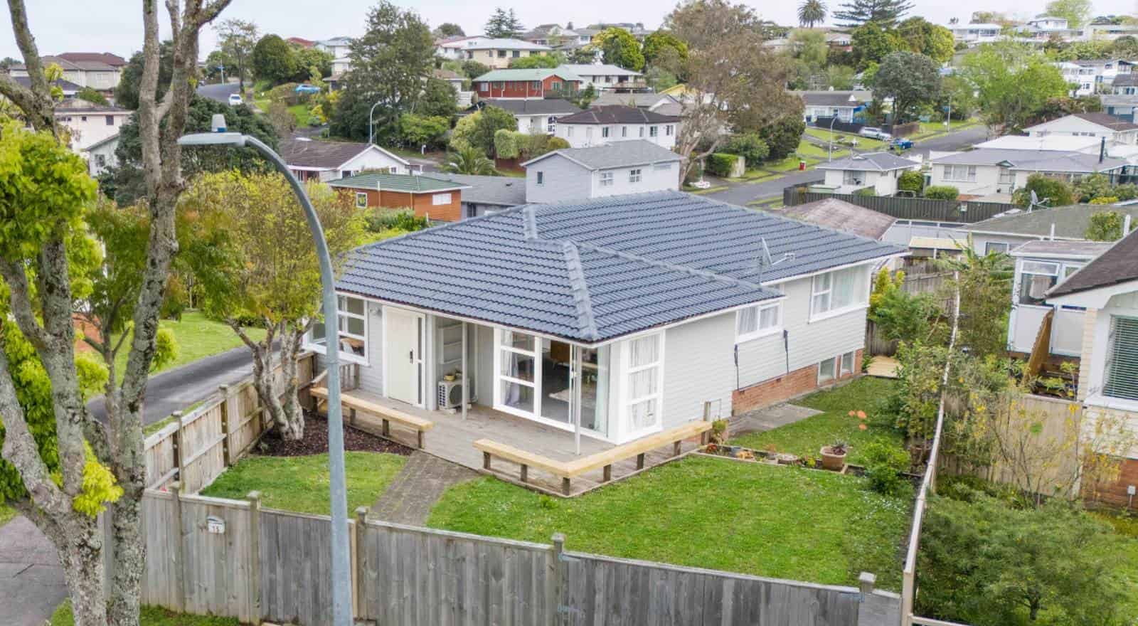 1/15 Manapouri Place, Pakuranga Heights, Manukau City For Sale
