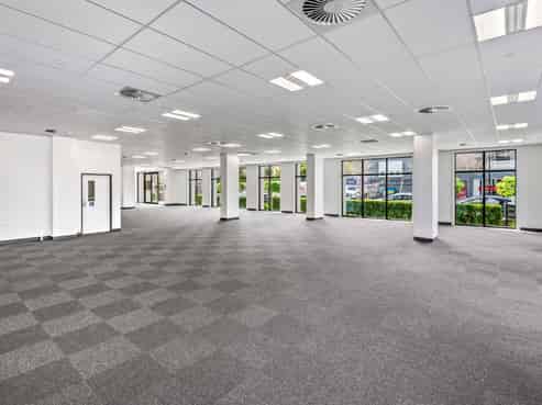 PREMIUM PARNELL MEDICAL OFFICE PREMISES
