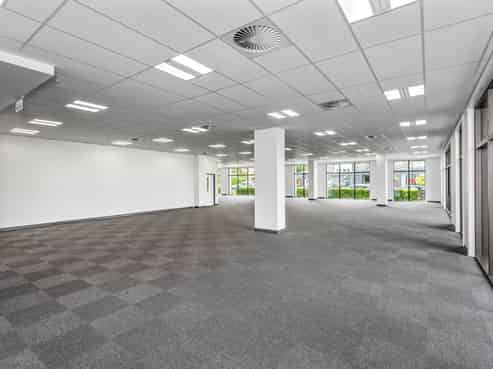 PREMIUM PARNELL MEDICAL OFFICE PREMISES
