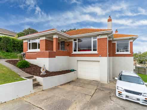 218 Highcliff Road, Shiel Hill