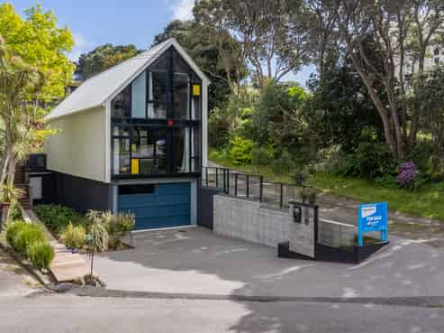 69A Wellington Road, Paekakariki