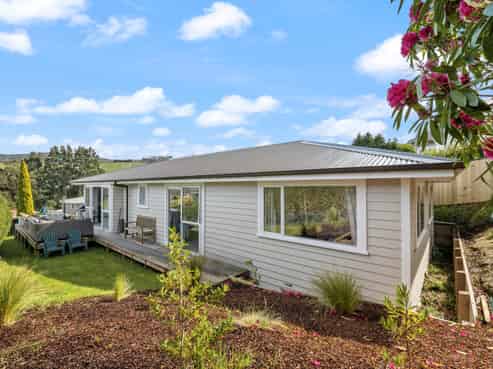 400 Pine Hill Road, Pine Hill