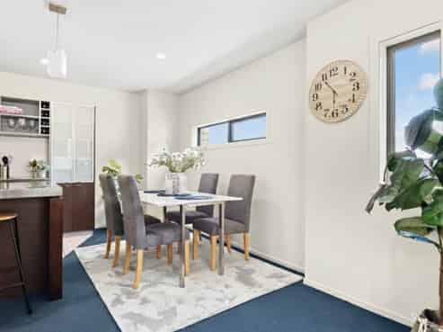 50/21 Hunters Park Drive, Three Kings