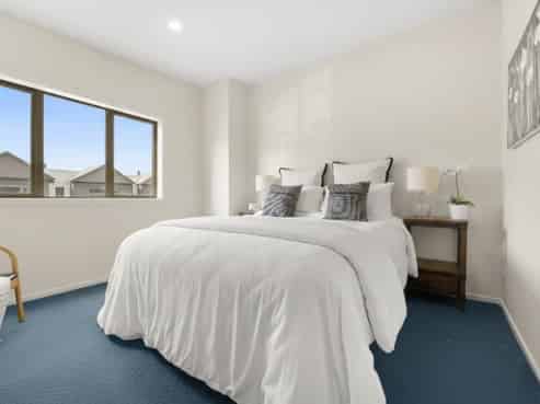 50/21 Hunters Park Drive, Three Kings