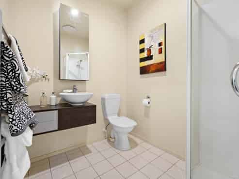 50/21 Hunters Park Drive, Three Kings