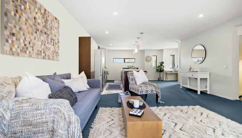 50/21 Hunters Park Drive, Three Kings