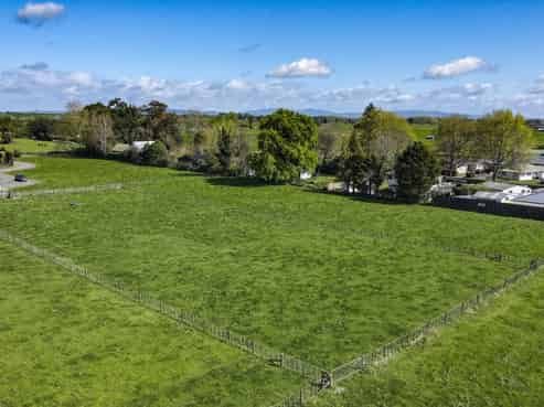 3 and 5 Barker Street, Waihou