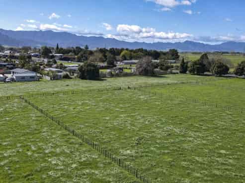 3 and 5 Barker Street, Waihou
