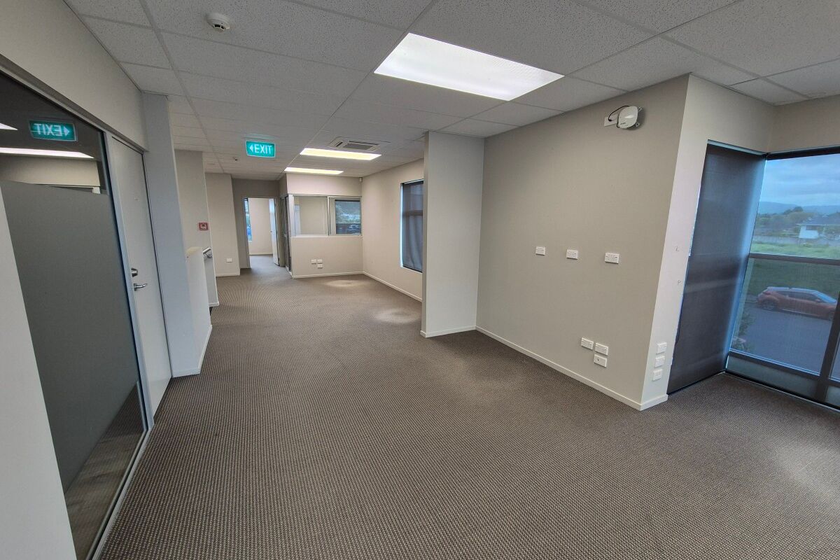 Unlock Your Ideal Office Space! - Mehr