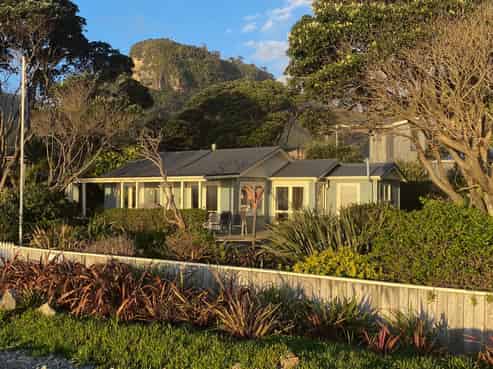 1 Webb Street, Punakaiki