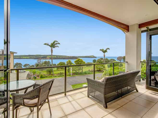 13 Pacific Cliffs Drive, Gulf Harbour