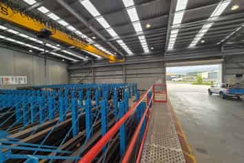 Top Quality Levin Warehouse - Sub-lease!