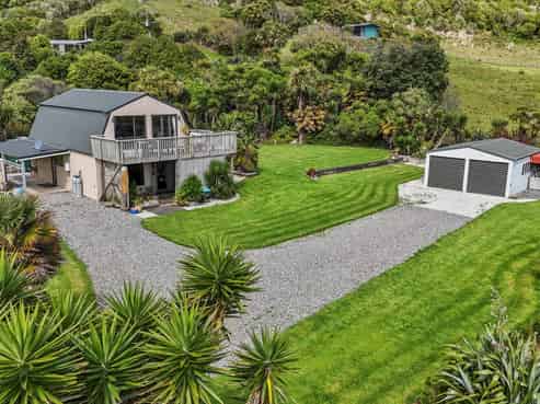 97B Te Mahoe Road, Mokau