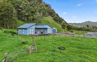 139 Te Mahoe Road, Mokau