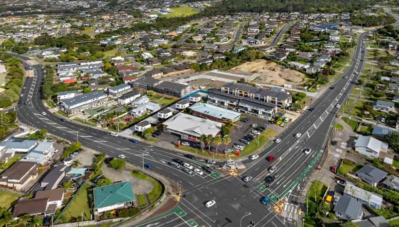 948 East Coast Road, Northcross