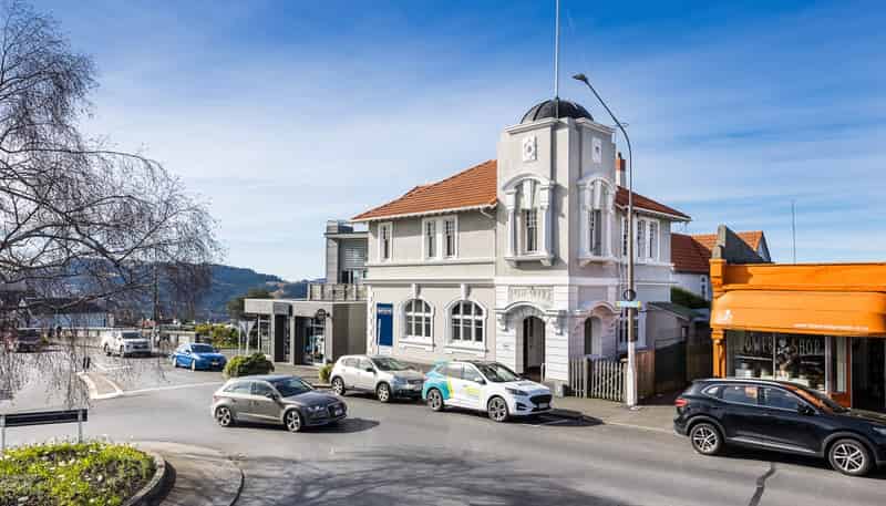 308 Highgate, Roslyn