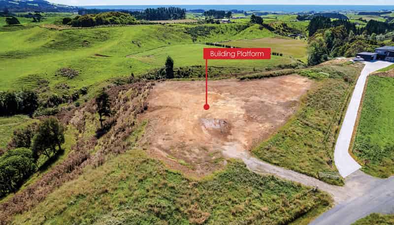 6 Te Ara Karoiroa, Hurford