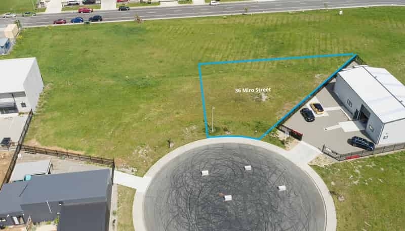 36  Miro Street, Otaki